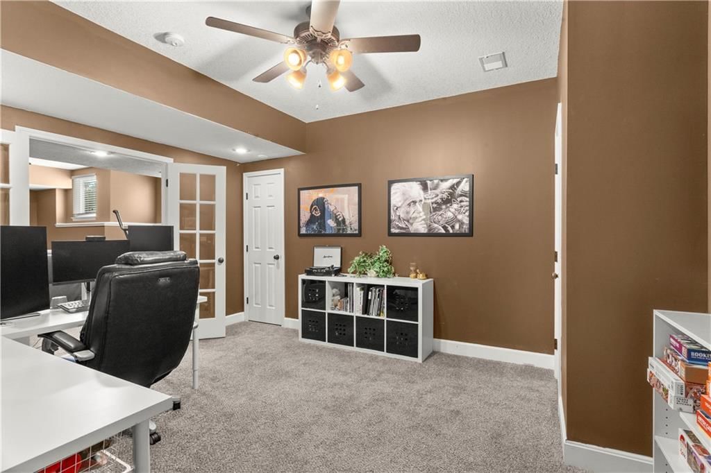 709 NE Twin Brook Drive — photo 37