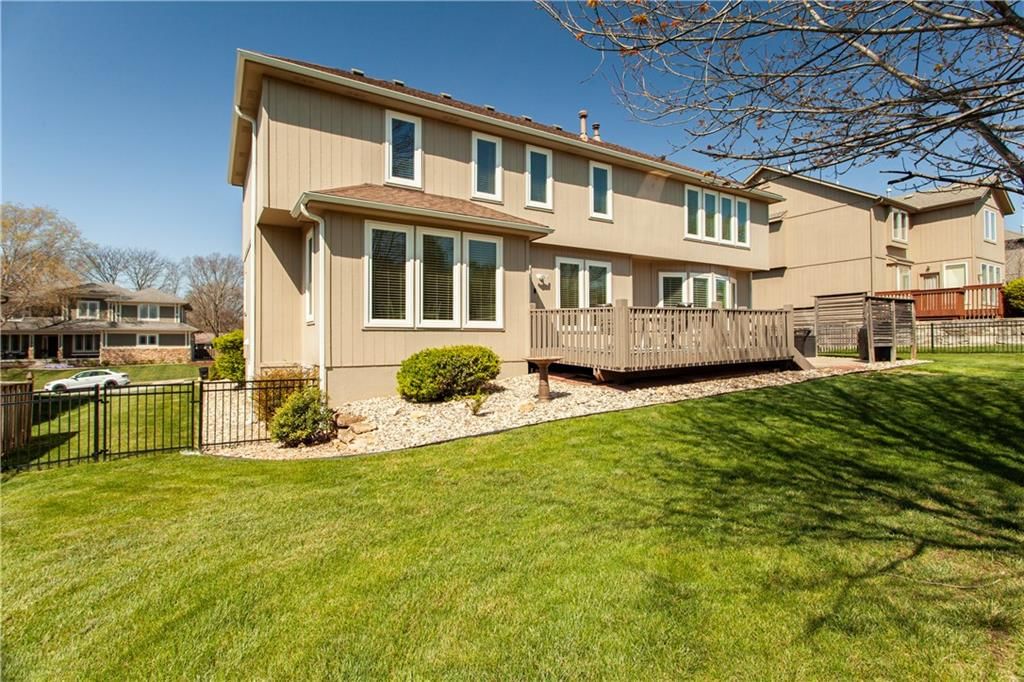 709 NE Twin Brook Drive — photo 39