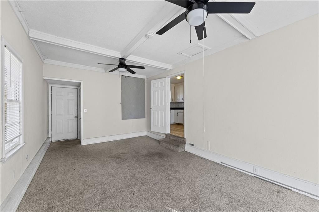 10209 Hillcrest Road — photo 15