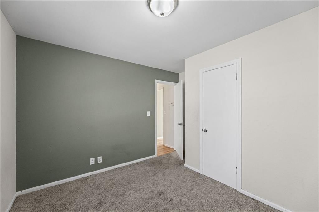 10209 Hillcrest Road — photo 17