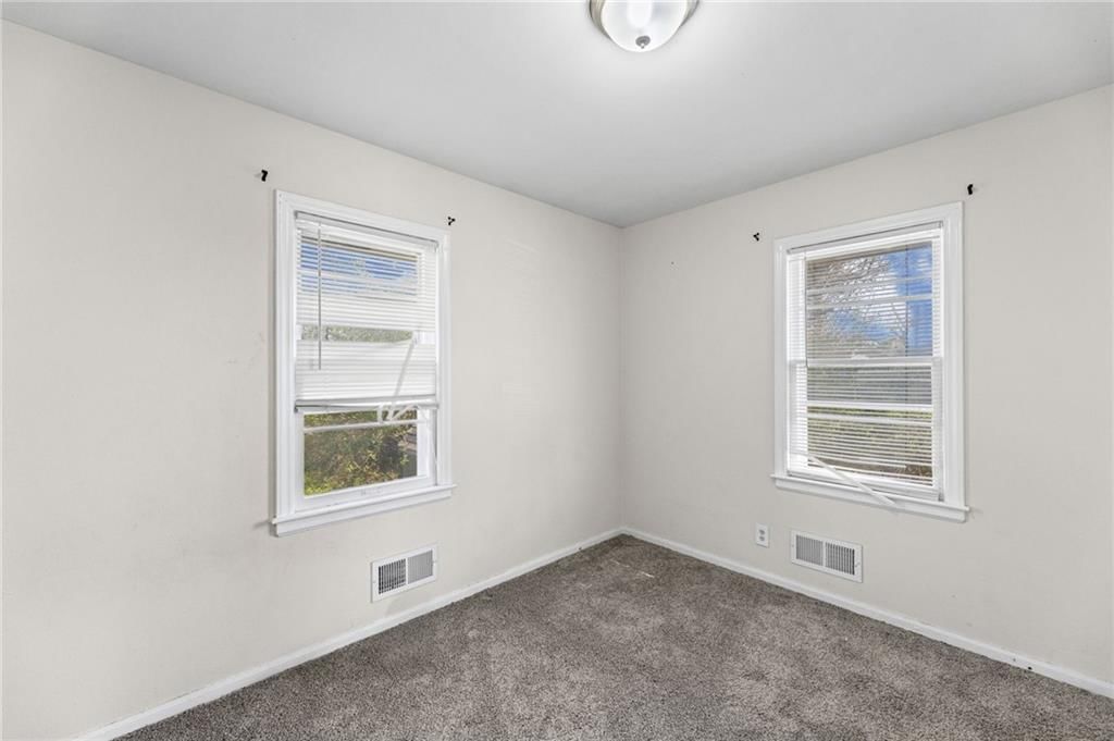 10209 Hillcrest Road — photo 18