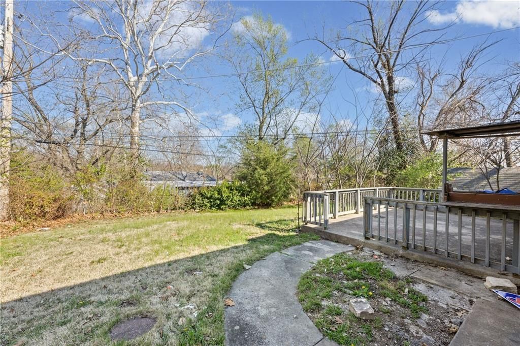 10209 Hillcrest Road — photo 31