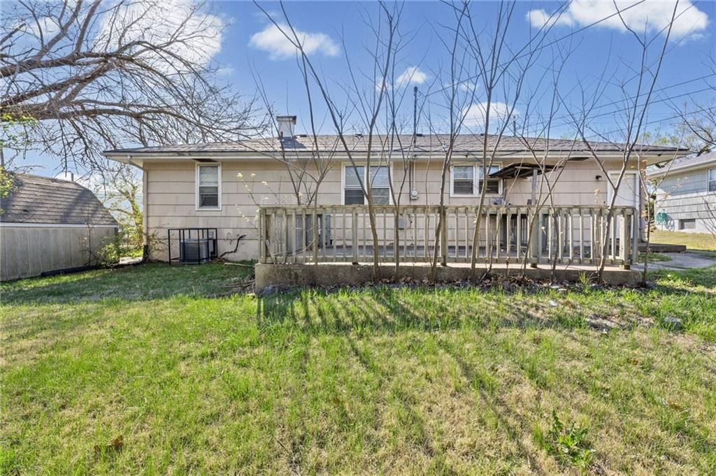 10209 Hillcrest Road — photo 34