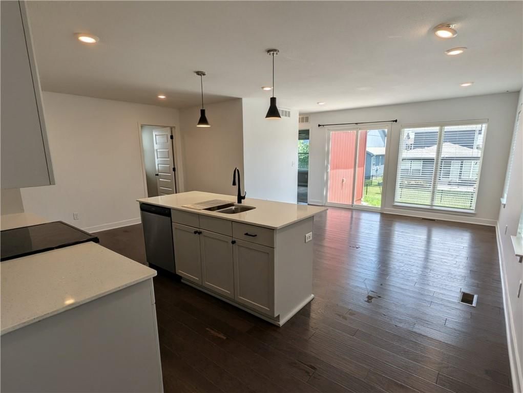 8816 SW 9th Street — photo 4