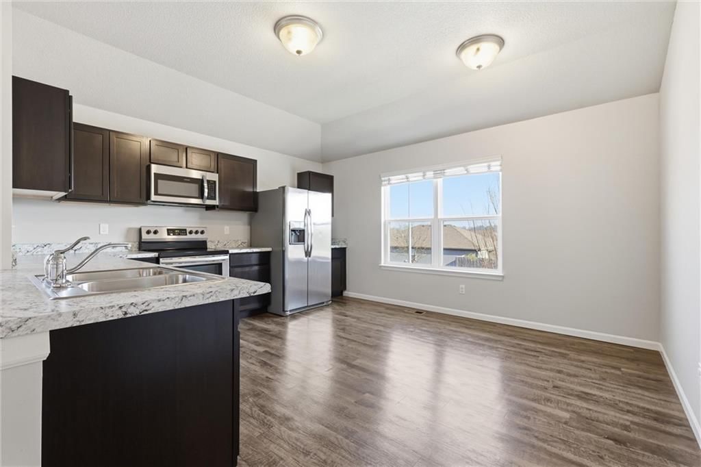 21285 W 219th Street — photo 9