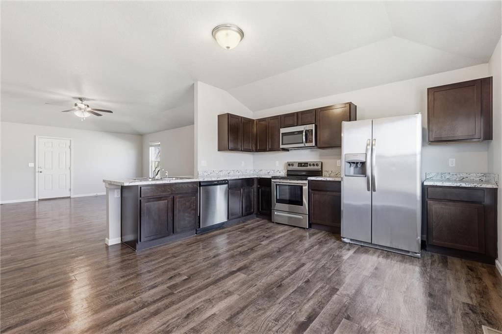 21285 W 219th Street — photo 10