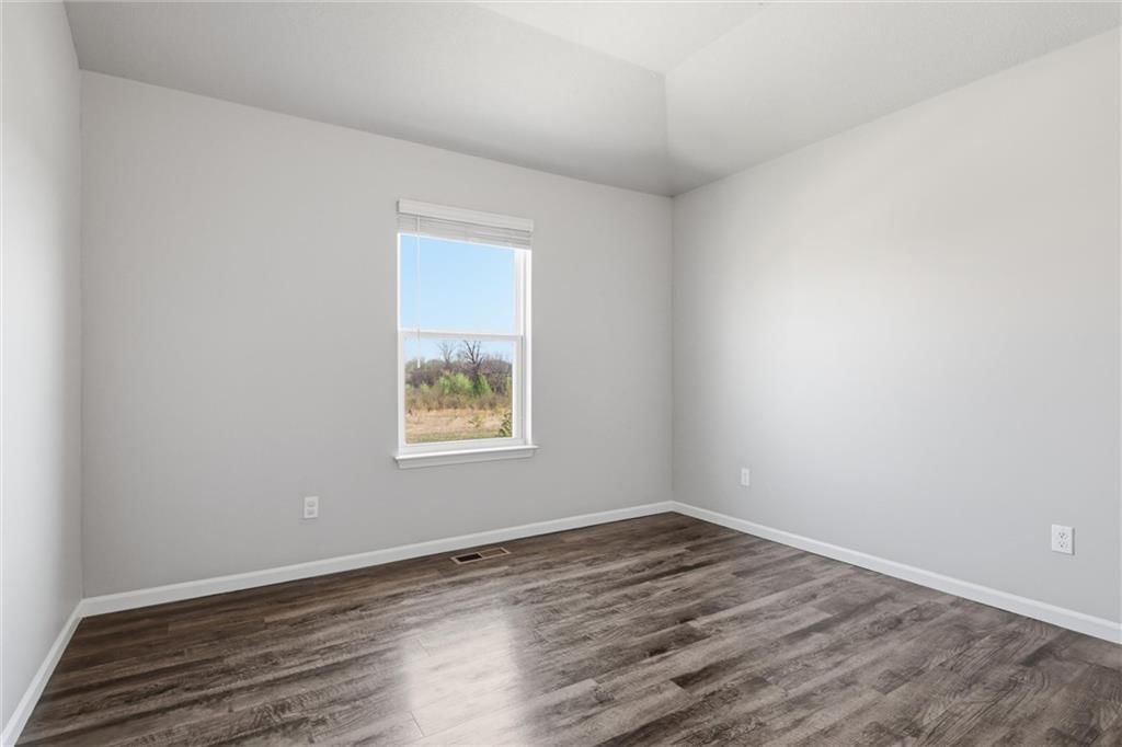 21285 W 219th Street — photo 17