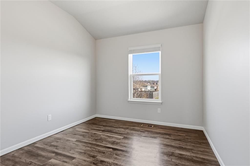 21285 W 219th Street — photo 19