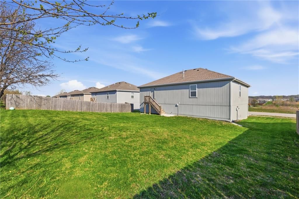 21285 W 219th Street — photo 31