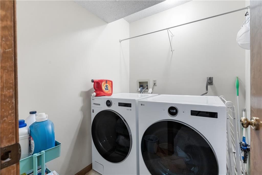 909 SW Daney Court — photo 31