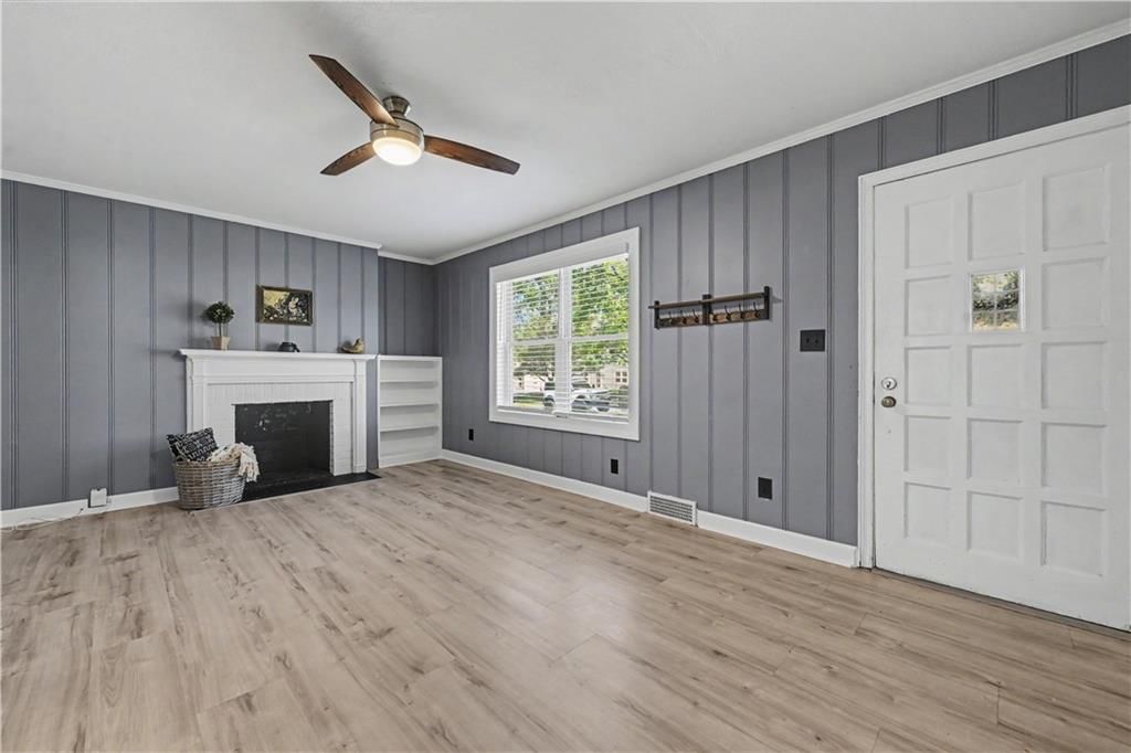 5009 W 51st Terrace — photo 3