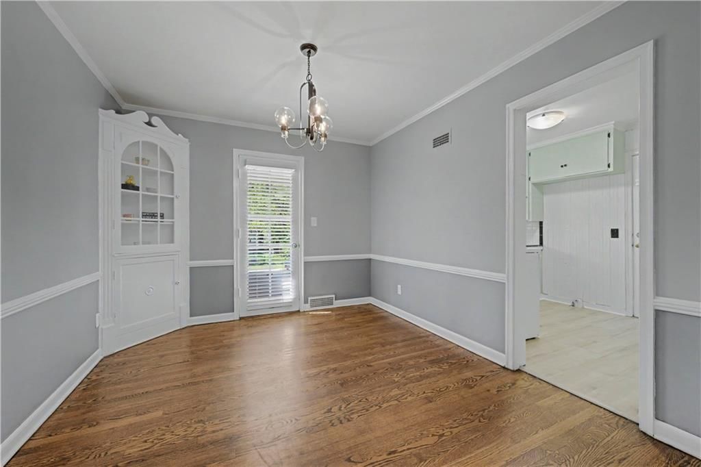 5009 W 51st Terrace — photo 4