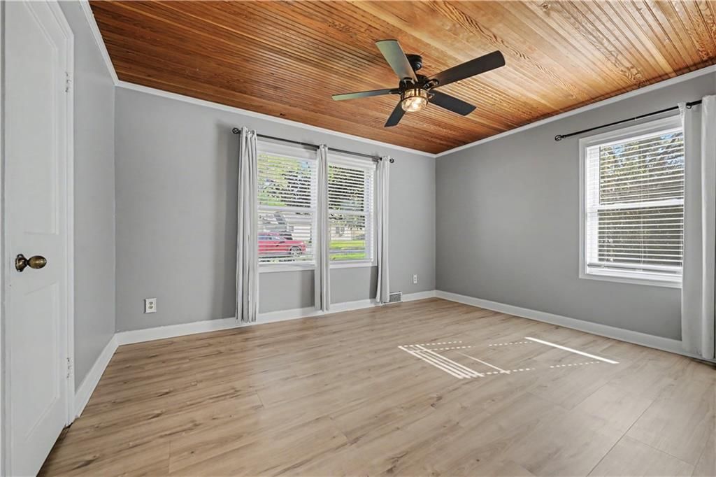 5009 W 51st Terrace — photo 14