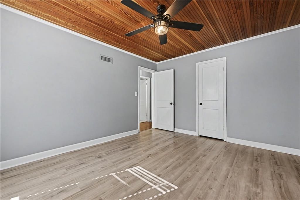 5009 W 51st Terrace — photo 15