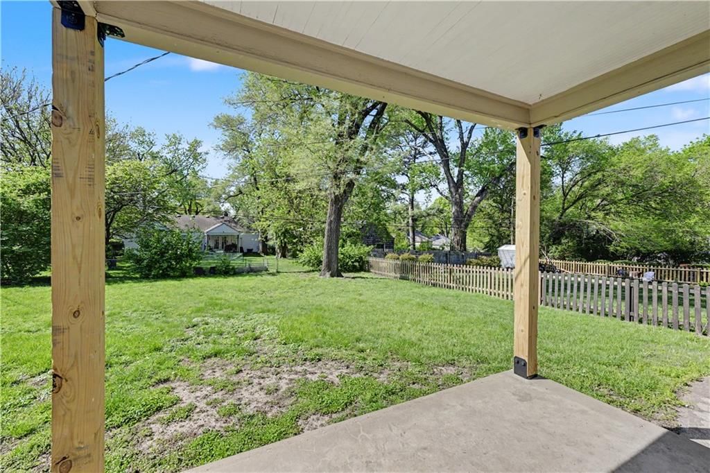 5009 W 51st Terrace — photo 21