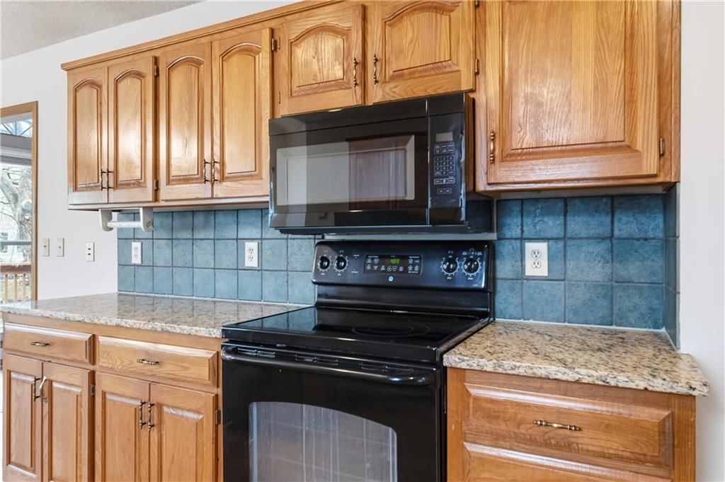 15306 Riley Street — photo 18
