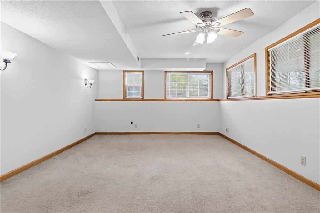 15306 Riley Street — photo 36