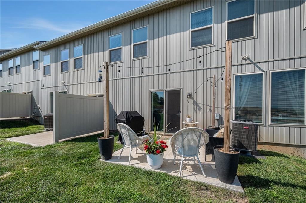7301 Aaron Street — photo 23
