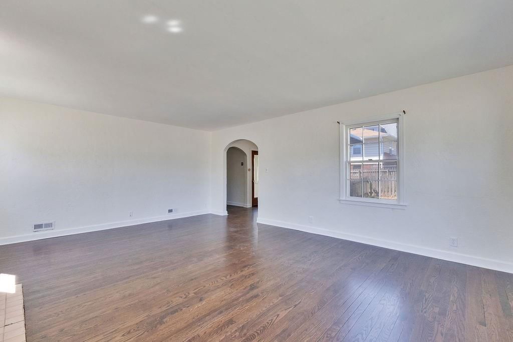 3548 Penn Street — photo 8