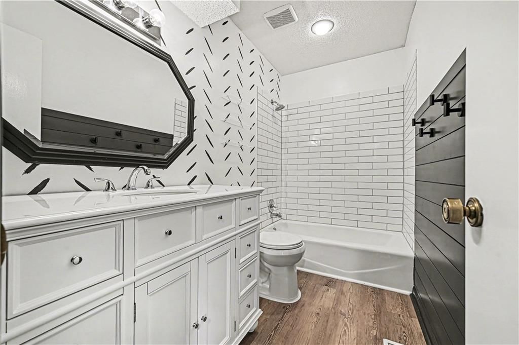 11624 S Penrose Street — photo 23