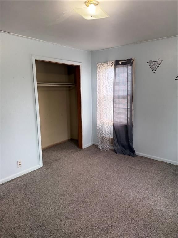 209 S Locust Street — photo 15