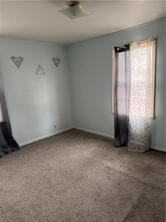 209 S Locust Street — photo 17