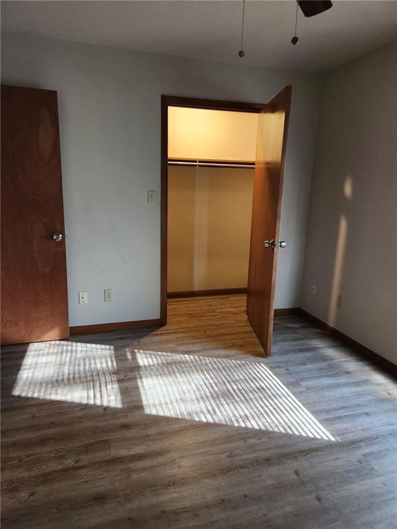302 E Monroe Street — photo 13