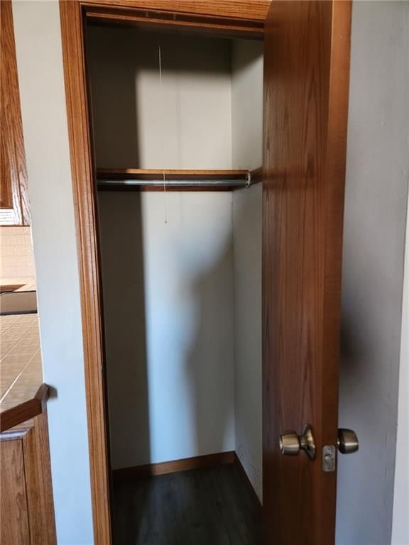 302 E Monroe Street — photo 17