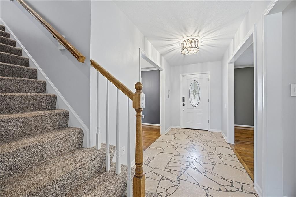 5805 W 90 Terrace — photo 9