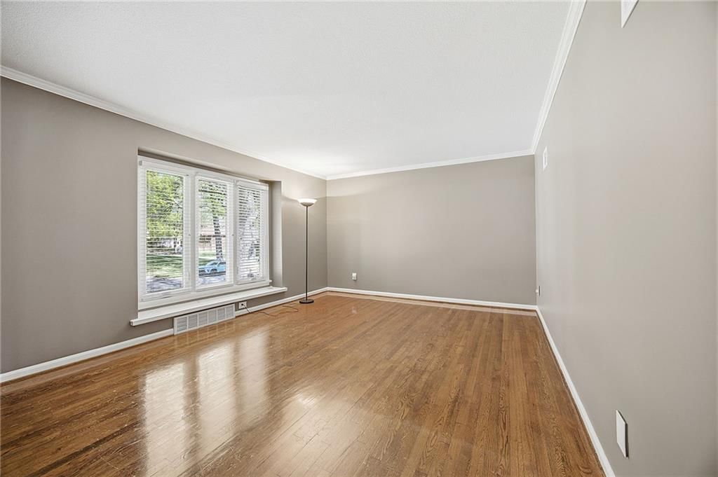 5805 W 90 Terrace — photo 10
