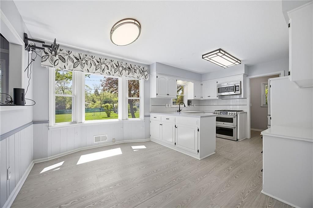 5805 W 90 Terrace — photo 14