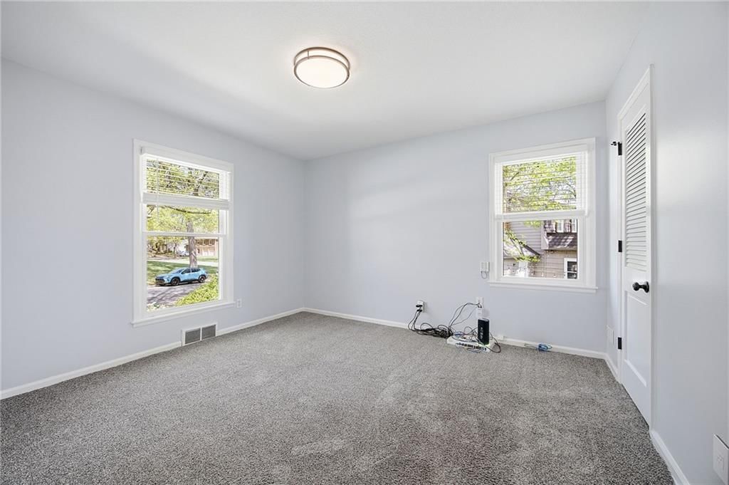 5805 W 90 Terrace — photo 29