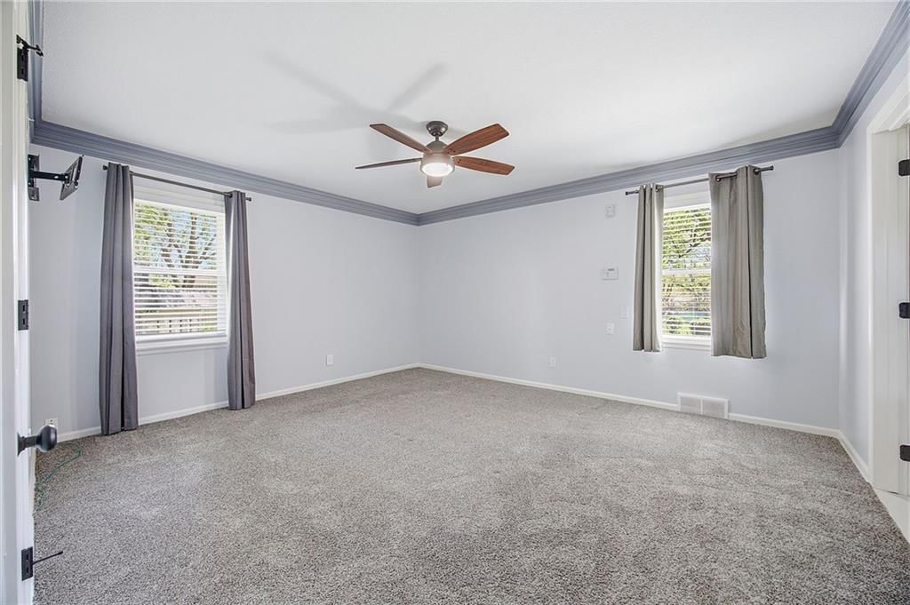 5805 W 90 Terrace — photo 30