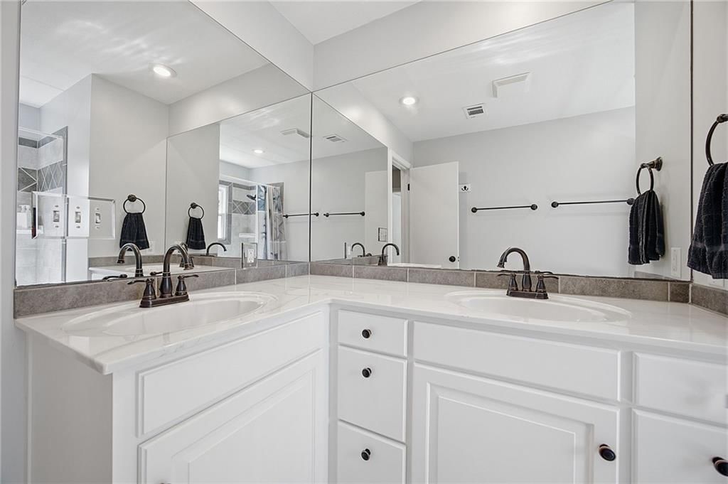 5805 W 90 Terrace — photo 38