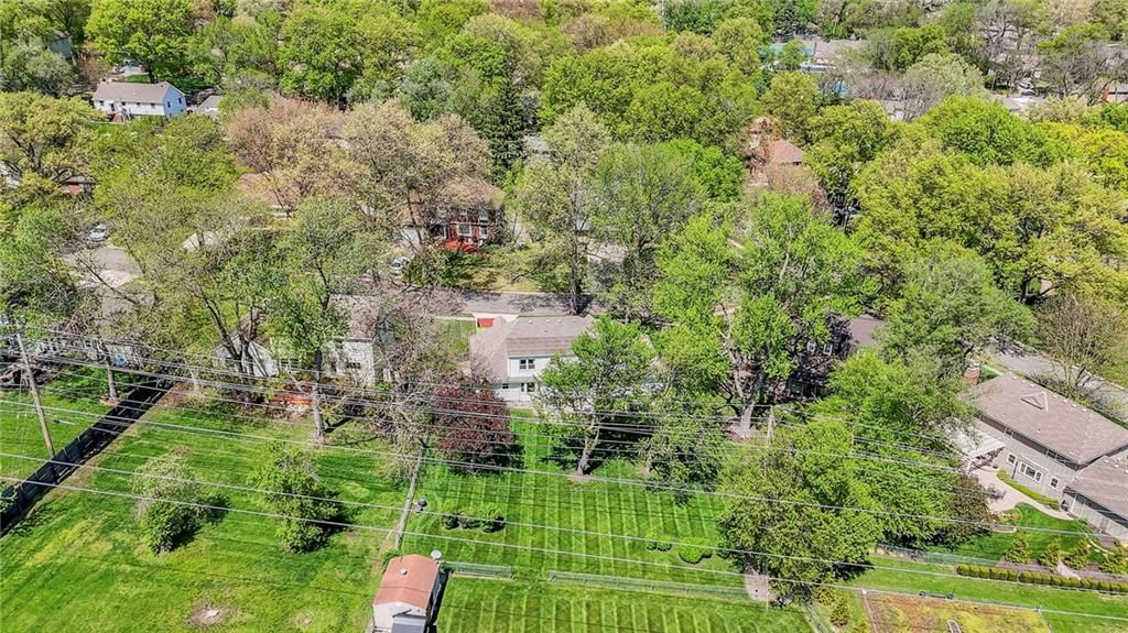5805 W 90 Terrace — photo 55