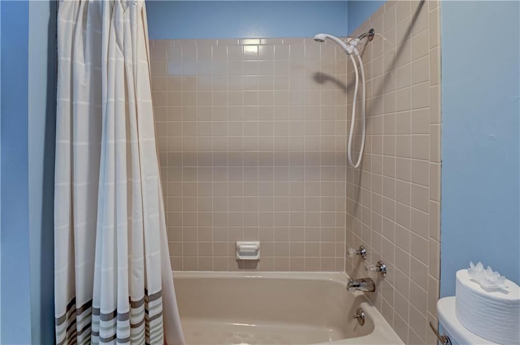 249 S Chambery Drive — photo 31