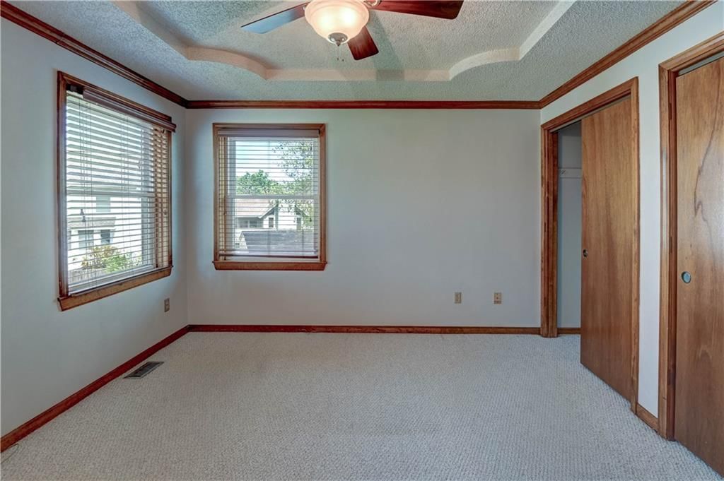 249 S Chambery Drive — photo 38