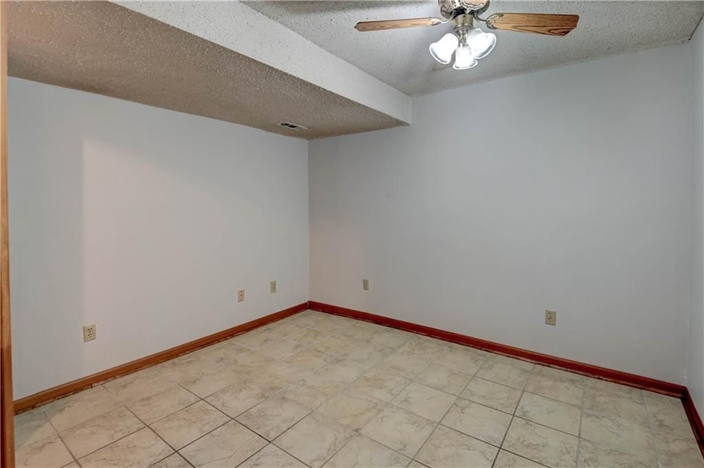 249 S Chambery Drive — photo 49