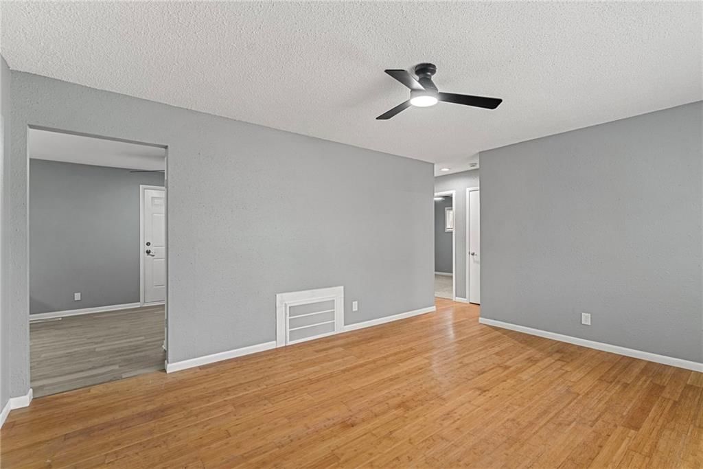6121 Cleveland Avenue — photo 5