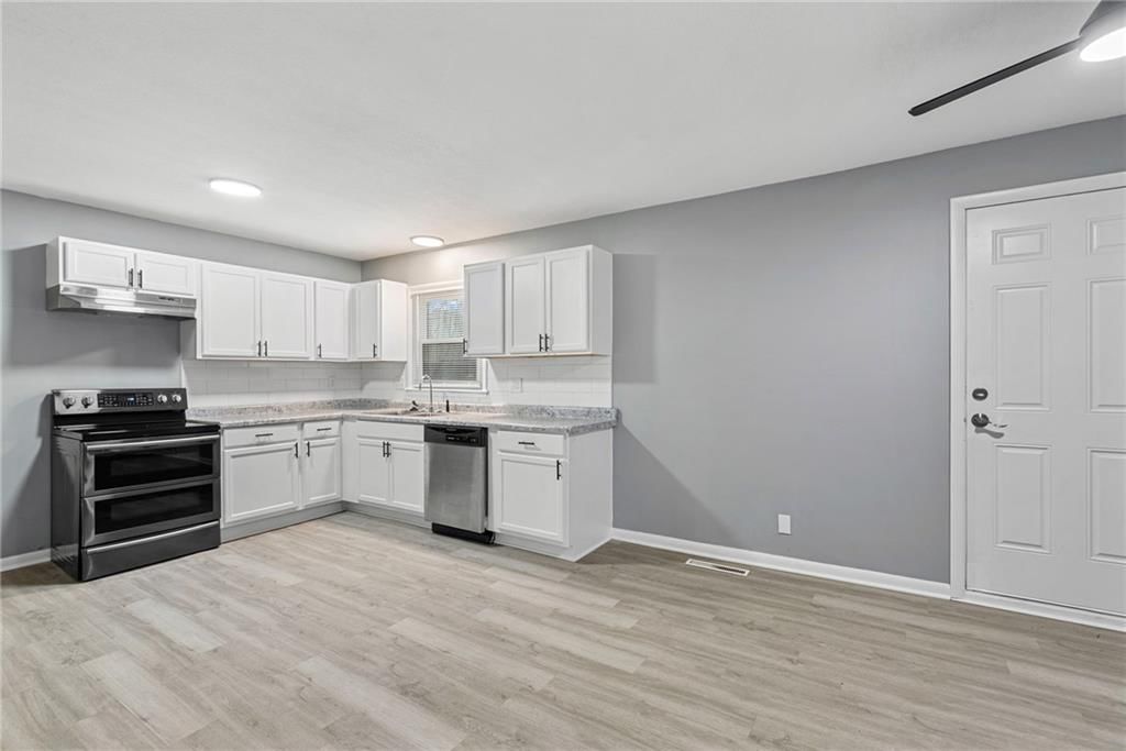 6121 Cleveland Avenue — photo 11