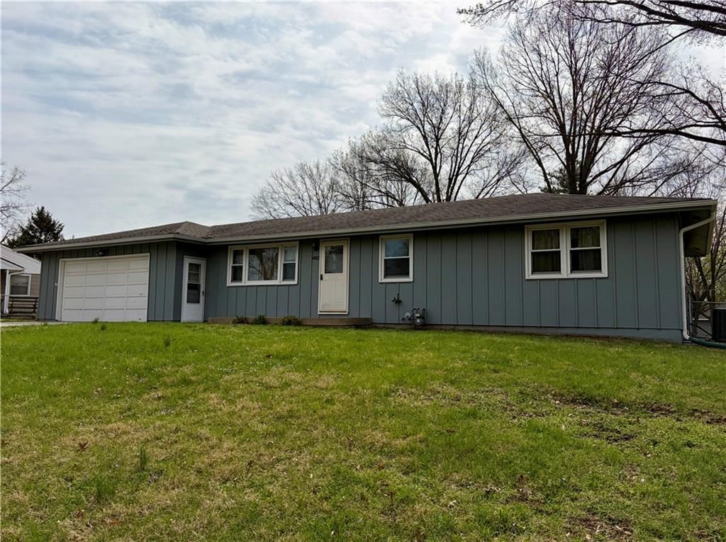 4903 NW 60th Street — photo 2
