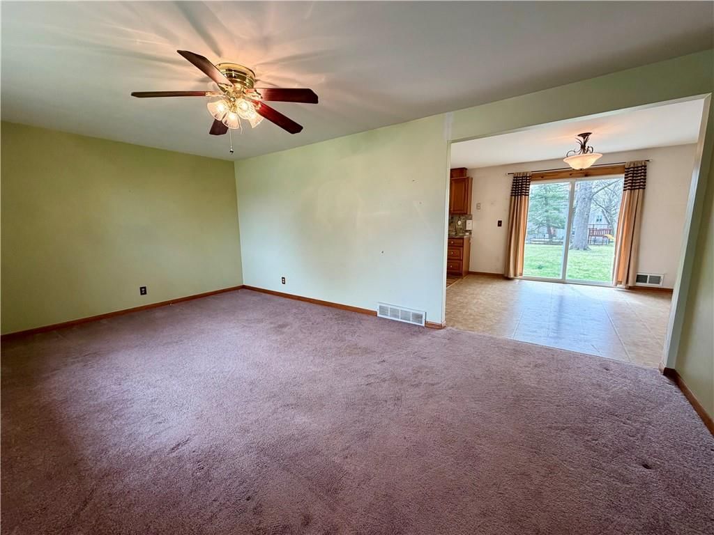 4903 NW 60th Street — photo 8