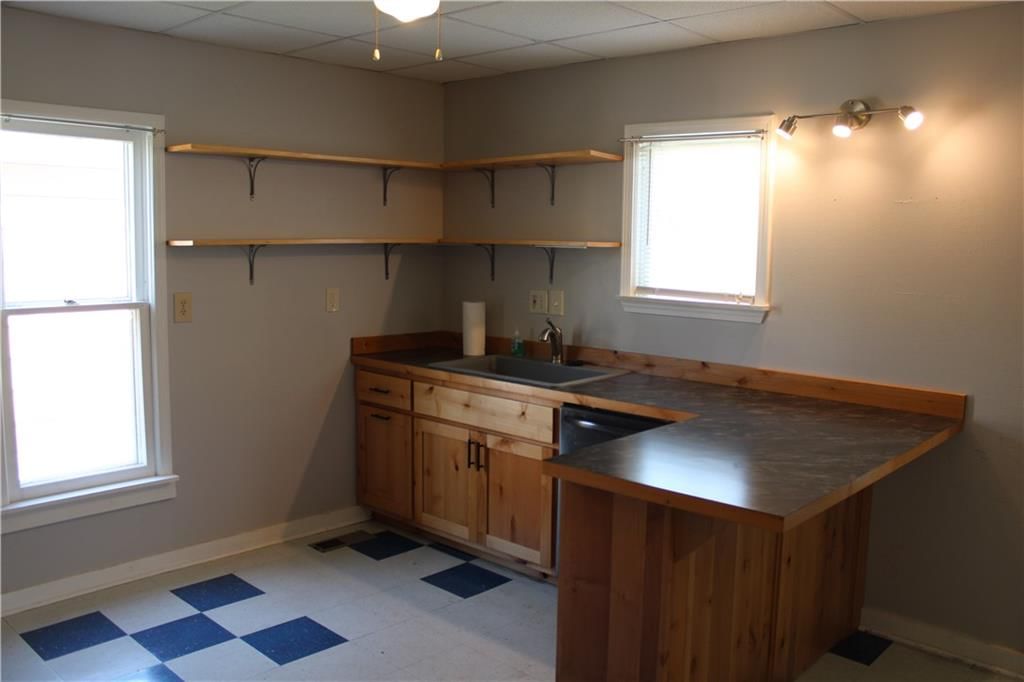407 E Washington Street — photo 5