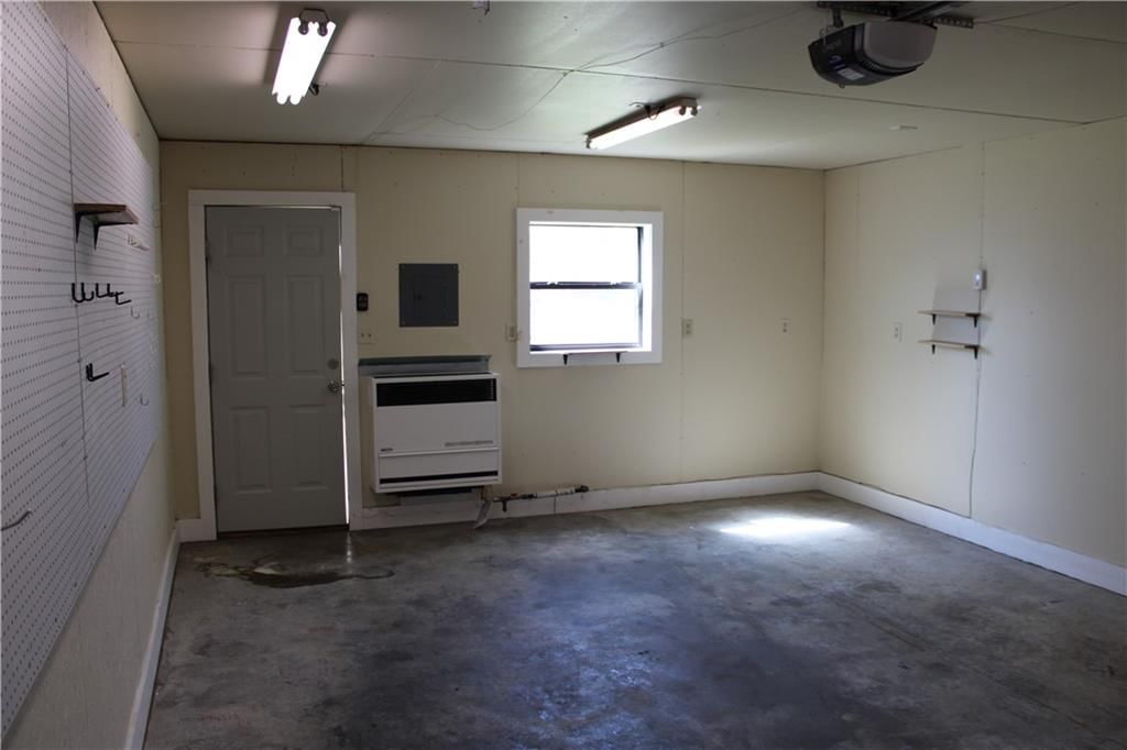 407 E Washington Street — photo 19