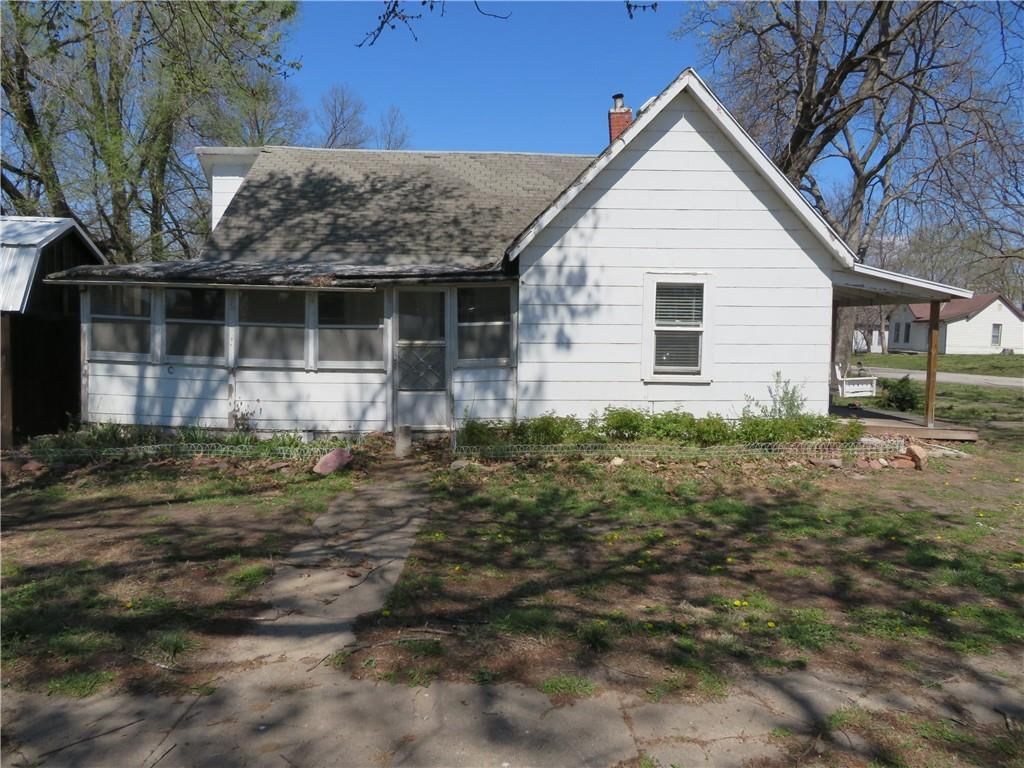 210 walnut Street — photo 3