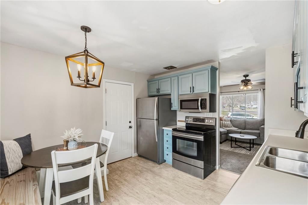 9915 Grandview Drive — photo 9