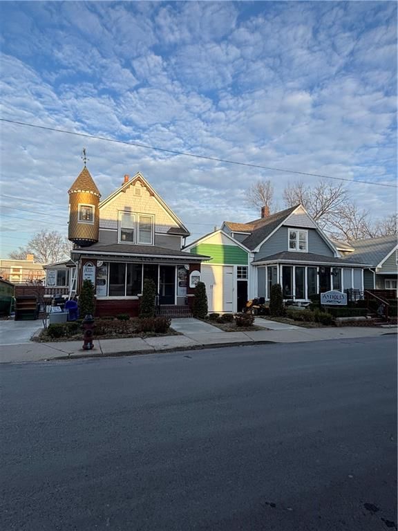 4444 Bell Street — photo 2