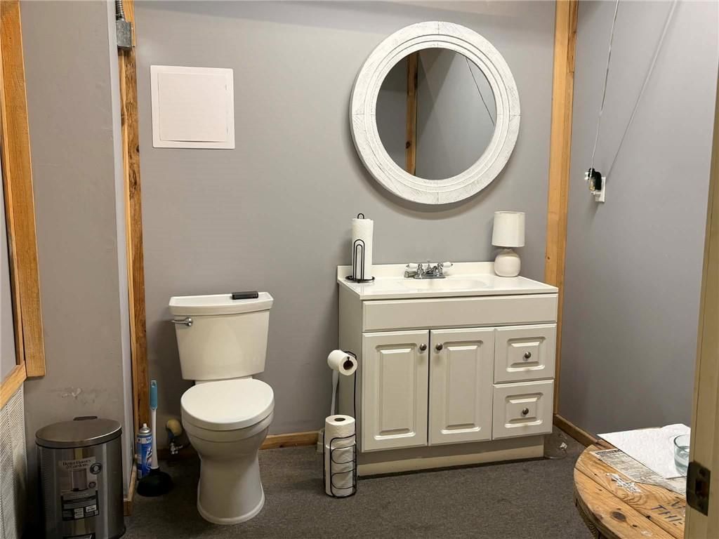 213 S 2nd Street — photo 8
