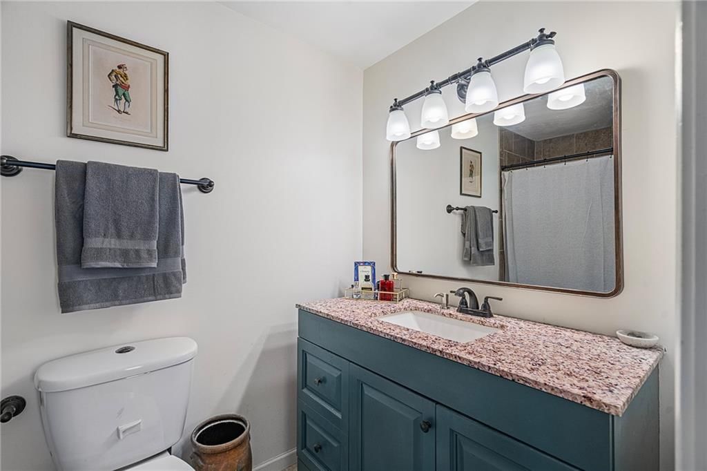 7905 BELLEVIEW Avenue — photo 19