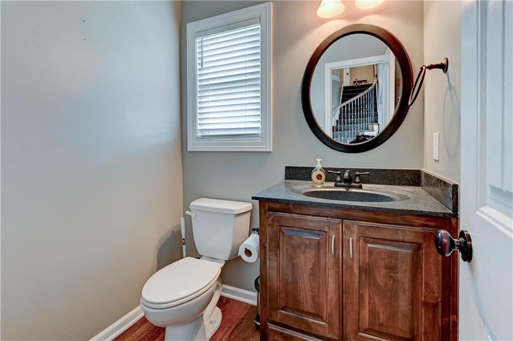 500 NE Woodpark Lane — photo 10